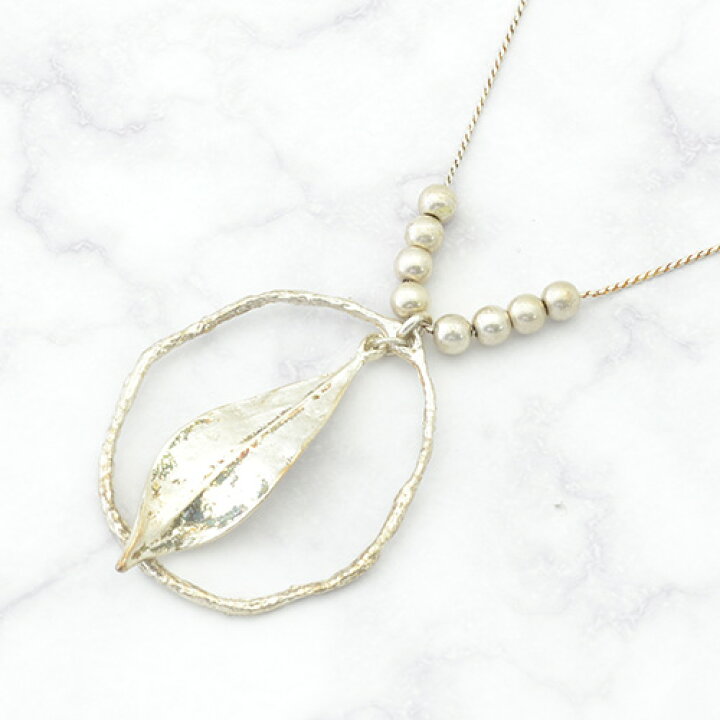 楽天市場 スペイン直輸入 ネックレス 木の葉モチーフ シルバー 大人 ジュエリー ギフト 存在感 個性的 インポートアクセサリー アクセサリー ウインドミル