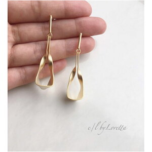 Mat gold long square pierce