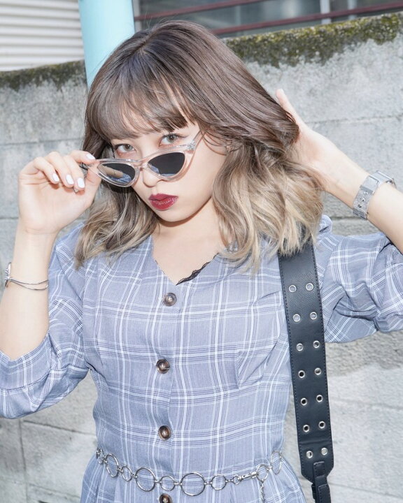 楽天市場 Cat Eye Clear Sunglass レディース メンズ ユニセックス ミラーレンズ クリアメガネ 透明 クリアフレーム 伊達メガネ お洒落メガネ サングラス ファッショングラス ストリートファッション A D G Adg エーディージー めがね 眼鏡 A D G