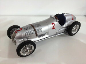 CMC 1/18 ZfXxc F1 W125#2 hjgGP 1937 MERCEDES BENZ - F1 W125 N 2 GP DONINGTON 1937 H.LANG SILVER