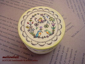 【mellowbell　65】小鳥のプレゼント 小物入れ 木製【RCP】【小鳥 青い鳥 鳥 ウッドバーニング 焼絵 アクセサリー入れ】【ハンドメイド 日本製】