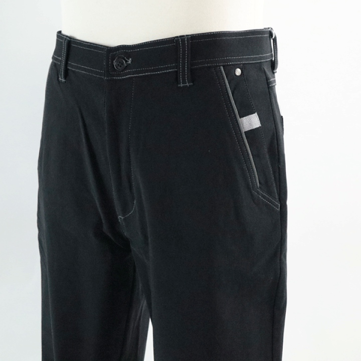 パジェロ】新品 黒 スラックス バックポケット付き大きいサイズ
