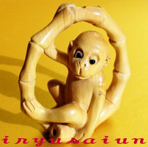 蒤 J^  \xѐAt  \Chinese zodiac NetsukeWood carvingVi J^蒤 \xؒ ꓁ ItBX ֐ CeAVz a joG AWA G݊J^F