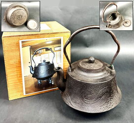 楽天市場】【送料無料】江戸中期 古伊万里白磁陽刻鳳凰文小皿 8客  