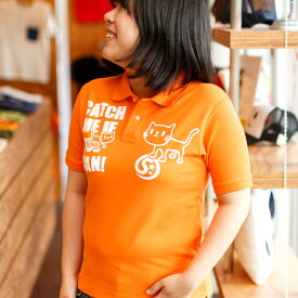 【 5/31まで 300円OFFクーポンあり 】 猫 ねこ おもしろ かわいい ポロシャツ GOTCHA ( オレンジ ) | ネコ 猫柄 猫雑貨 | メンズ レディース 半袖 | おしゃれ ペアルック プレゼント | 大きいサイズ 【メール便】 SCOPY / スコーピー