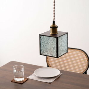 ステンドグラス ペンダントライト スクエア LED電球対応 幅13 奥行13 コード長1m おしゃれ シンプル レトロ 照明 ガラス製 四角 立方体
