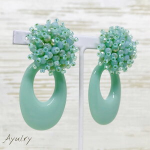 y[֑z̏ȃ~gO[̃r[YJ{VƑ傫ȃANt[ṽsAXS[h`^sAXECO