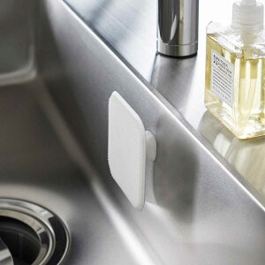 シリコンスポンジ 山崎実業 正規品 tower タワー マグネットキッチンシリコーンスポンジ マグネットが付く壁面に簡単設置 キッチンシリコンスポンジ 浮かせて収納 シンク周り 洗面台周り ホ