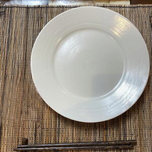 【インテリア雑貨 おしゃれ バリ風】 ジェンガラ社製 丸皿 平皿 プレート 白 ホワイト ブランド 正規品 バリ ジェンガラケラミック 食器 キッチン用品 アジアン雑貨 バリ ホテル リゾート