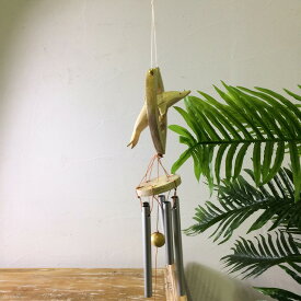 【インテリア雑貨 おしゃれ バリ風】 マリン雑貨 ウィンドチャイム 木彫り ハート イルカ 動物モチーフ いるか 風鈴 ベージュ ドアベル チャイム アジアン雑貨 インテリア バリ風 壁飾り 南国 リゾート かわいい マリン ギフト プレゼント 交換