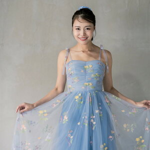 前撮りドレス ウエディングドレス 二次会 カラードレス シンプル ナチュラル フェミニン 前撮り 結婚式 披露宴 二次会 フォトウエディング ハネムーンフォト レース 生地