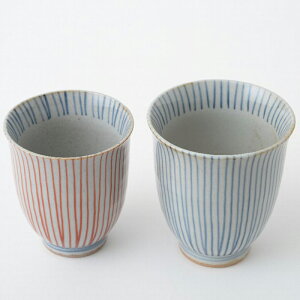 【波佐見焼】ペア湯呑・箱入り|(乱千筋)(手描き)(HASAMI)|(コップ)(普段使い)|箱のサイズ:タテ12cm×ヨコ|17.5cm高さ 10cm《税込3,980円以上で送料無料》