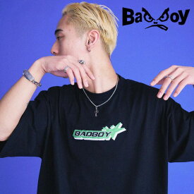 BADBOY OFFICIAL 【SPACE LOGO WAPPEN C/N TEE】 バッドボーイ Tシャツ 半袖 おしゃれ かわいい かっこいい メンズ レディース 男女兼用 ユニセックス 男女兼用 ユニセックス 白 黒 水色 ホワイト ブラック ライトブルー M L 132108