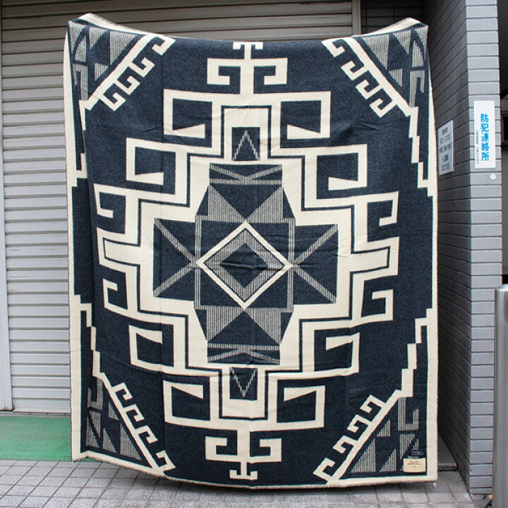 楽天市場】BasShu バッシュ ウールブランケット 153×180 ジャガード 