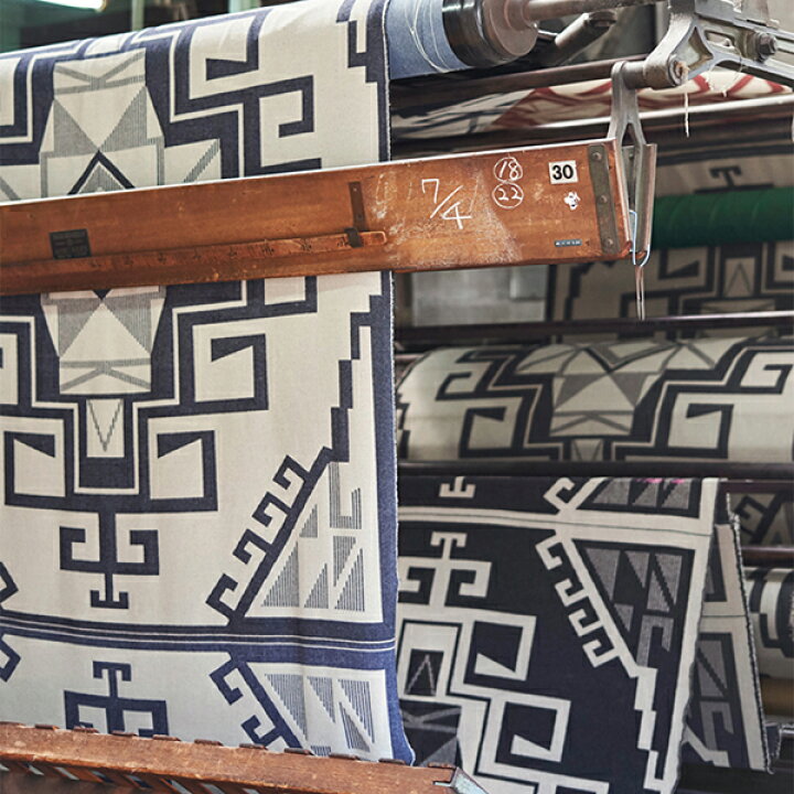 楽天市場 Basshu バッシュ ウールブランケット 153 180 ジャガード 泉大津 日本製 Wool Blanket ブラック Hartley 楽天市場店