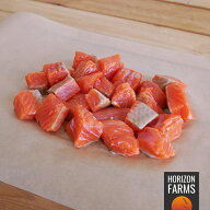 天然 高級 紅鮭 冷凍 サーモン 角切り カナダ産 200g 高品質 骨抜き 皮なし 天然紅鮭 無塩 ベニザケ 紅ザ…
