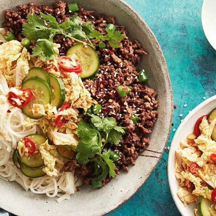 楽天市場 送料無料 パクチー苗 品種 晩抽性コリアンダー エスニカン 野菜苗18cmポット 大苗 1個 スティック肥料2本 ぱくちー苗 こりあんだー苗 ハーブ ハーブ苗 香菜 シャンツァイ シャンサイ 香味野菜 ベランダ 植物販売のｉｔａｎｓｅ楽天市場店