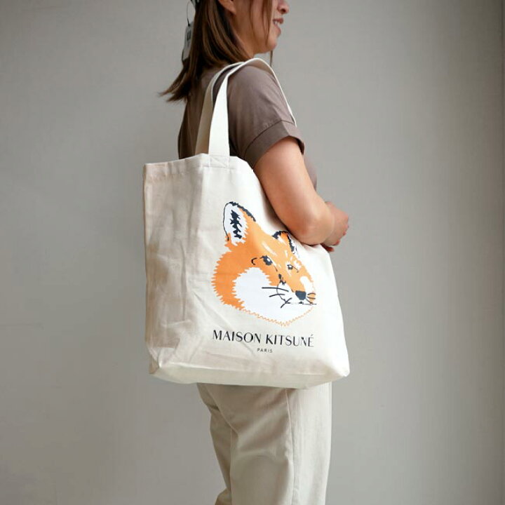 楽天市場】メゾンキツネ トートバッグ MAISON KITSUNE キツネ 顔プリント キャンバス トート ショッピングバッグ エコバッグ 大容量 大きい ブランド かわいい FOX HEAD TOTE BAG (EU05110WW0008) : j-pia 楽天市場】メゾンキツネ トートバッグ MAISON KITSUNE キツネ 顔プリント キャンバス トート ショッピングバッグ エコバッグ 大容量 大きい ブランド かわいい FOX HEAD TOTE BAG (EU05110WW0008) : j-pia