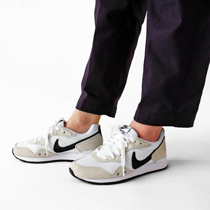 楽天市場 ナイキ ベンチャーランナー ウィメンズ Nike スニーカー レディース 白 カジュアル シューズ ローカット ランニング スポーツ レトロ 靴 Wmns Nike Venture Runner ホワイト ブラック Ck2948 110 22aw 新作 J Pia