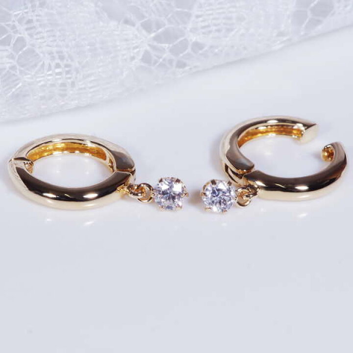 楽天市場】K18 0.4ct ダイヤピアリング 18金 4月誕生石 : I Love 
