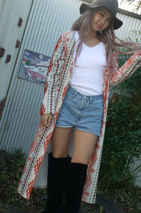 楽天市場 送料無料 オルテガ柄 ロング カーディガン ガウン 薄手 羽織 ロング丈 エスニック 海外 セレブ 着物 総柄 オリエンタル ボヘミアン セクシー 着物 春 秋 白 オレンジ Juicy Soul