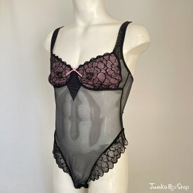 男性用レース下着エレガントTバックボディースーツ 日本製 ブラック 花柄 レース エレガント オシャレ 男性用女性下着 ご注文後に自社工場で丁寧に縫製 ネコポス便可 送料無料