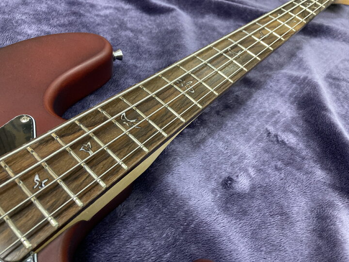 楽天市場 ジャズベース ジャズべ エレキベース エレキ ベース Bass 楽器 音楽 機材 Music 弦 木 木材 かっこいい 調整済み ワインレッド 黒ピックガード Derulo かいじゅうたちの森