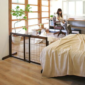 kiinus(キーヌス) [ スタンドゲート 60A メッシュ ] 小型犬用 ペットゲート 横幅(67.5cmから113cm) ペットフェンス 長い ドア付き 置くだけ 室内用 木製 ペット家具 日本製