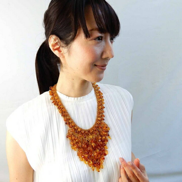 楽天市場】琥珀 ネックレス イエローアンバー ガラスビーズ 手編み 
