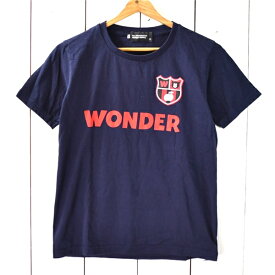 【送料無料】3TJ067】BEAMS ワンダフルデザインワークス コットン100％ プリント Tシャツ 半袖 カットソー S ダークネイビーベース 春夏対応【中古】【メンズビジネス】【あす楽】202310