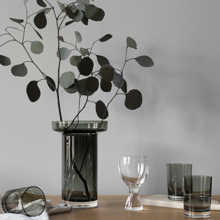 楽天市場 北欧 インテリア 雑貨 Kosta Boda コスタ ボダ Limelight ライムライト フラワーベース Tulip 花瓶 北欧デザイン シンプル 透明 Kotte 楽天市場 北欧 インテリア 雑貨 Kosta Boda コスタ ボダ Limelight ライムライト フラワーベース Tulip 花瓶 北欧デザイン シンプル 透明 Kotte