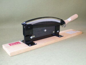 ※期間限定オマケ付き※ 千成 AD-901 押切り 自動式 30cm刃 木製台付 用具 工具 鍬(くわ) クワ くわ ホー Hoe 相田合同工場 燕三条