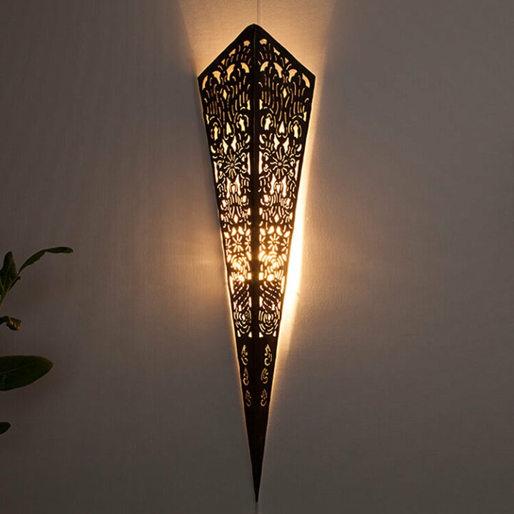 楽天市場 ピラミッドウォールランプ 寝室 アジアン雑貨 おしゃれ 壁面 インテリア リゾート 間接照明 ランプ 玄関 和室 バリ雑貨 アンティーク 壁掛けライト ループ 和モダン 廊下 壁付け 部屋 ベッドサイド ベッド ピラミッド ウォールランプ アジアンテイスト 照明器具