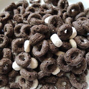 楽天市場 オレオオズ 500g Oreo O S 食事代用 朝食 シリアル 韓国 限定 製造 販売 お菓子 チョコクッキー チョコ 食品 Post ポスト 大きいサイズのlylon Japan
