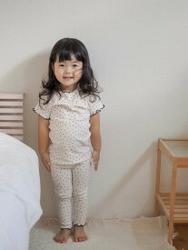 《即納》キッズ ハート ルームウェア セットアップ 上下 セット 韓国 子供 赤ちゃん 服 女の子 可愛い かわいい お洒落 おしゃれ 部屋着 シンプル フリル ガーリー 半袖 長ズボン レギンス ホワイト おすすめ 人気 プレゼント ギフト manamama
