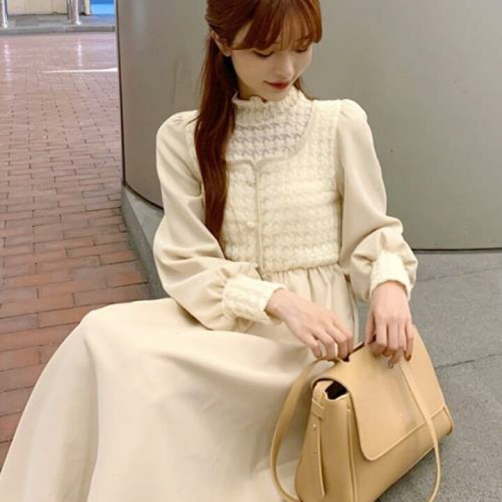 楽天市場 ワンピース パールボタン オルチャン 可愛い 無地 ハイネック 秋 冬 長袖 ひざ下丈 ミモレ丈 ロング丈 フリル レトロ ガーリー ボリューム袖 清楚 ニット モテる 男ウケ フレア きれいめ 上品 大人 女子会 デート 体型カバー レディース ブラック アイボリー