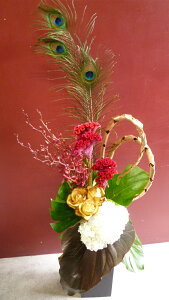 yAWgzeCXĝ]ɍ킹ĂCł肵܂B c̊ɓA傫IȃfUCłB