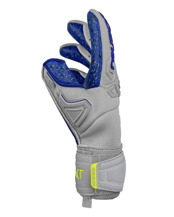 魔怒ロイッシュ GOALIATOR PRO白黒金 元ブラジル代表着用モデル 楽天市場】『 reusch / ロイシュ 』 キーパーグローブ
