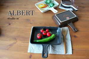 studio m' X^WIG@Ao[g GbOp