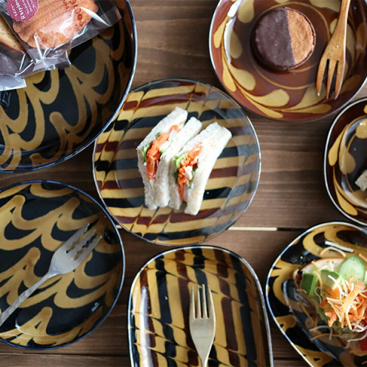 楽天市場 クーポン配布中 取寄品 スリップショコラ スープカレー皿セット Slip Chocolate中皿 お皿 丸皿 深皿 パスタ皿 シチュー皿 おしゃれ かわいい 可愛い 洋食器 電子レンジ対応 食洗機対応 ギフト プレゼント お祝い 母の日 バレンタイン 結婚祝い 美濃焼