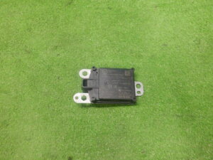 }c_3 Z_ BP8P XD ubNg[GfBV ԁ[_[ZT[ BN02-67-XA0E