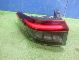 ★ヴェゼル 6AA-RV5 e:HEV Z 前期★左テールランプ 220-622BH 33550-3M0-J01