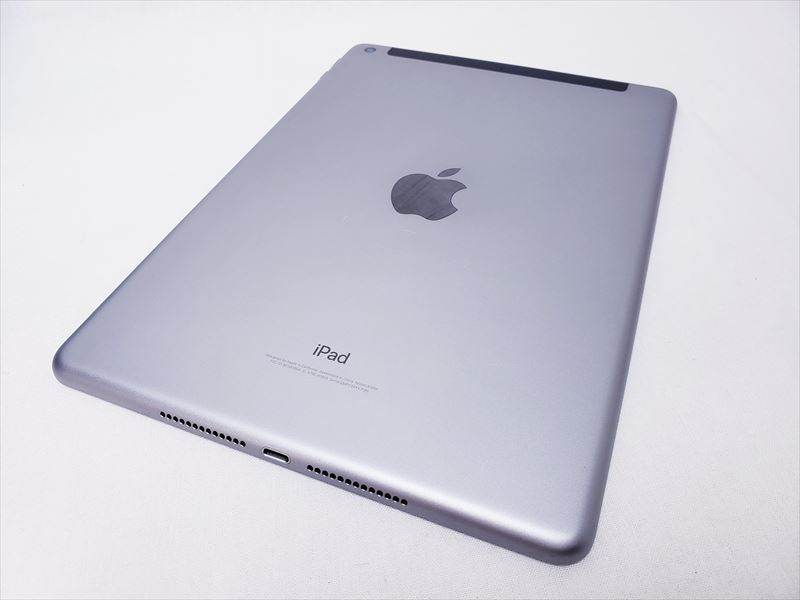 () iPad（第6世代/2018） Cellular 128GB スペースグレイ /MR722J/A 【SIMロック解除品】、au