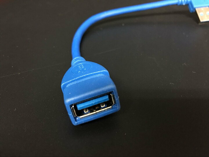 楽天市場】【送料無料】USB 3.0 向右きL型 延長ケーブル15cm USB 3.0 変換ケーブル 90°方向 タイプAオス- タイプAメス 超高速  5Gbpsのデータ転送同期 : PCASTORE