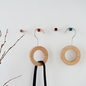 【マラソン 全品5%OFF】【最強配送】ウッドリングハンガー 1個入り 木製ハンガー 丸ハンガー おしゃれ かわいい ナチュラル 北欧 韓国インテリア　 ジャパンディ