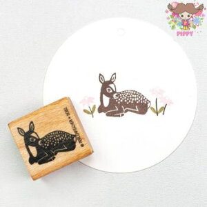 Perlenfischer スタンプ☆Rehkitz liegend☆小鹿 シカ バンビ 座る 動物木製 プレゼント クラフト 雑貨 保育園 幼稚園 先生【メール便発送可】