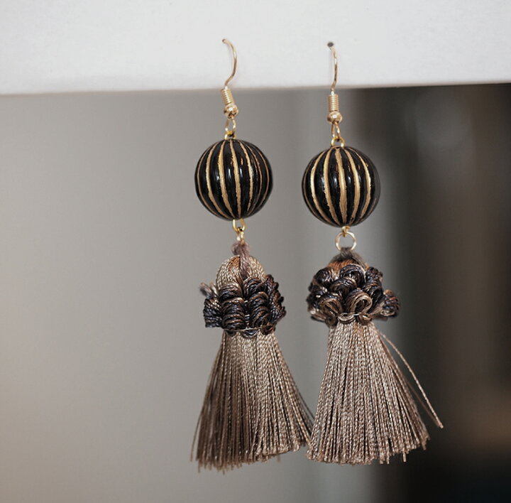 楽天市場】【4個セット】筋入りボール(パンプキン)ビーズ アクリル パーツ チャーム 大きめ 通し穴 レトロ アンティーク ビーズ ハンドメイド 手芸 アクセサリー ピアス 材料 スジ 問屋 : 手芸用リボンのお店 PONZ SHOP 楽天市場】【4個セット】筋入りボール(パンプキン)ビーズ アクリル パーツ チャーム 大きめ 通し穴 レトロ アンティーク ビーズ ハンドメイド 手芸 アクセサリー ピアス 材料 スジ 問屋 : 手芸用リボンのお店 PONZ SHOP