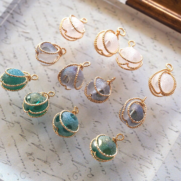 楽天市場 2個セット すりガラスビーズ入りワイヤーボール ホワイト グリーン ブルー ハンドメイド アクセ アクセサリー パーツ 素材 材料 デコレーション ビーズ ピアス パーツ 部品 ボリューム 華やか大人 手芸 問屋 手芸用リボンのお店 Ponz Shop