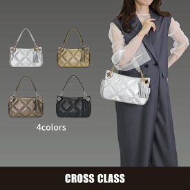 牛革 キルティングバッグ ショルダーバッグ 本革 レディース バッグ レザー イタリアンレザー 肩掛け メタリック タッセル おしゃれ かわいい 上品 2WAY ファッション 内ポケット メタルプレート 異素材 シルバー ゴールド ブロンズ ブラック