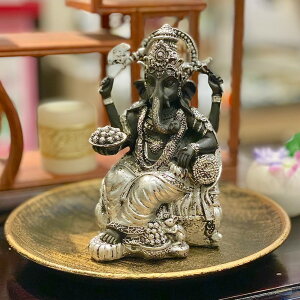 インドの神様 ガネーシャの置物 ガネーシャ 置物 ガネーシャ像 夢を叶える象 金運アップ 開運 瞑想 商売繁盛 現世利益 ヒンドゥー教の神様 象の神様 ゾウの神様 ガナパティ 歓喜天 聖天 T1818